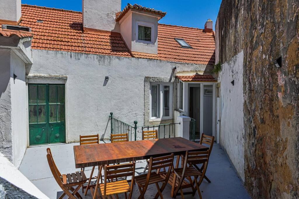 Апартаменты Ola Lisbon - Castelo II Экстерьер фото